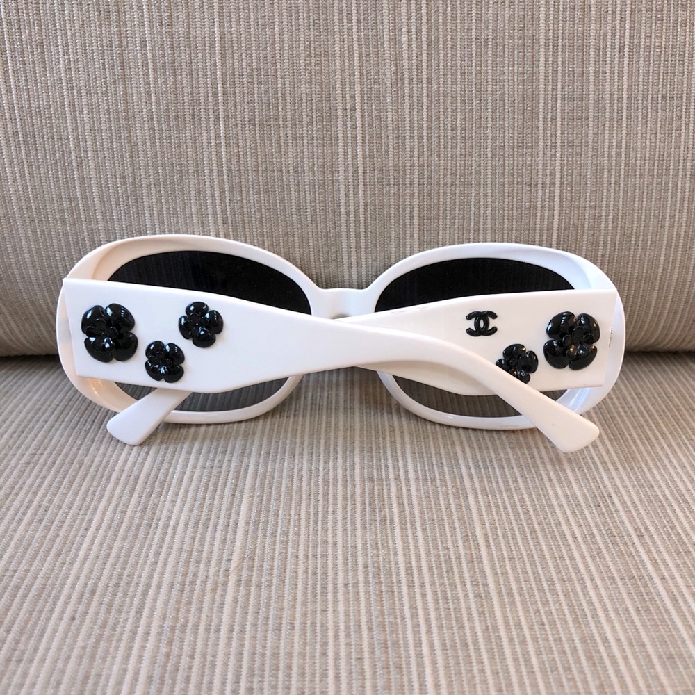 CHANEL White Sunglasses w/ Blk Camellia Flowers